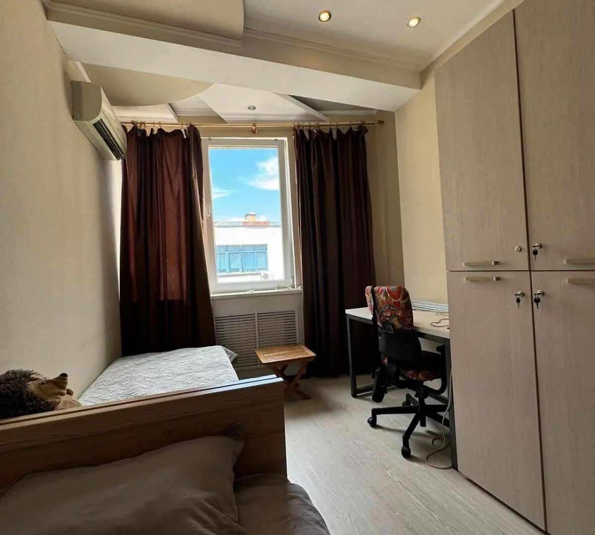 Apartment Cozy 3Br Apt Central Location Almaty Kazakhstan