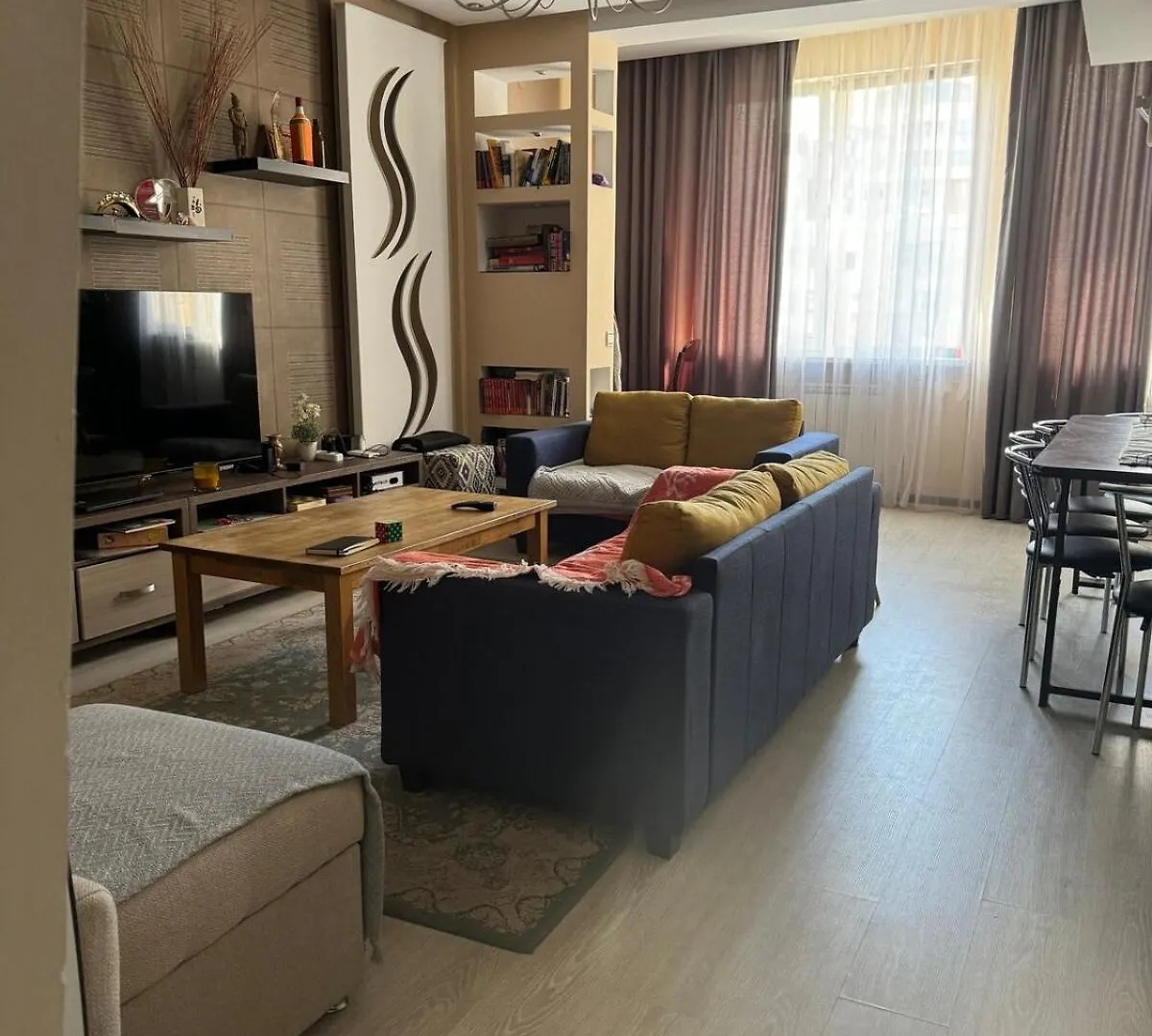 Cozy 3Br Apt Central Location Almaty Apartment